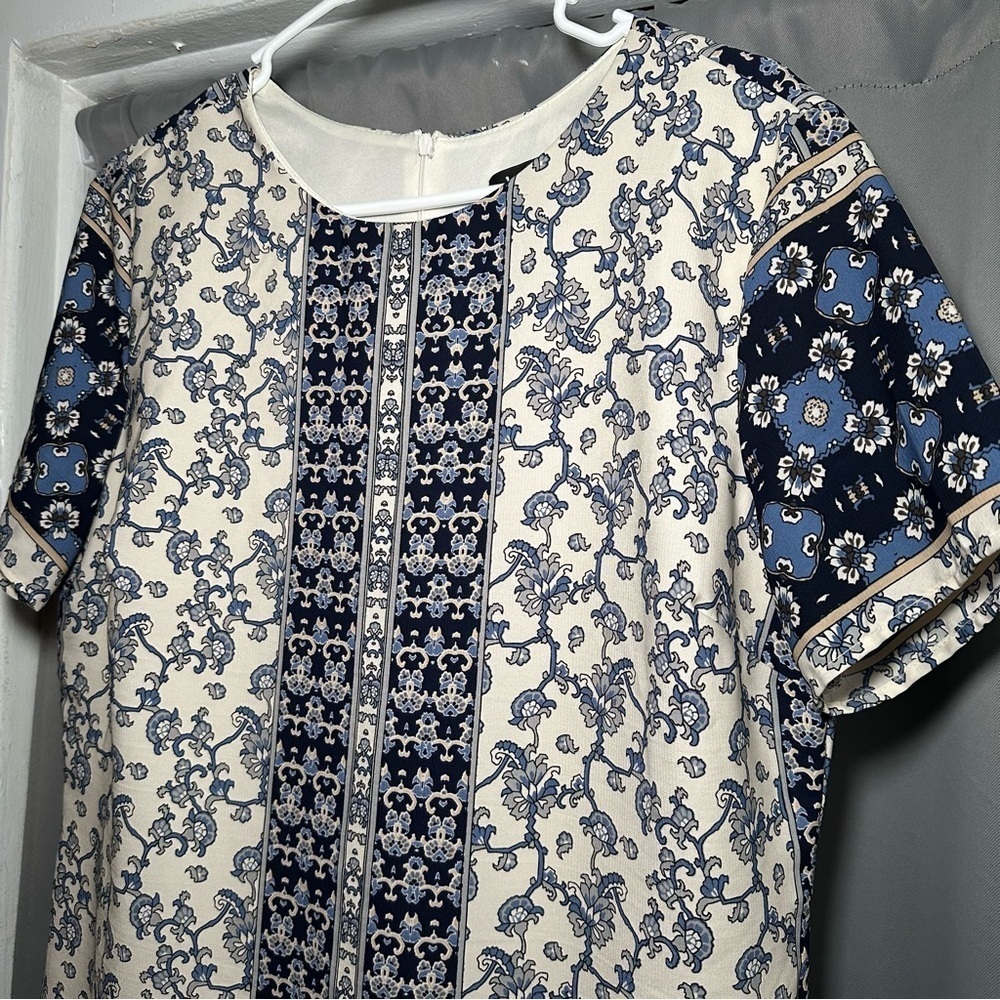 Lulu's Marketplace Blue Mosaic Print Shift Dress Size Large - Picture 9 of 16